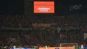 جماهير الأهلي تحيي حسين الشحات على طريقة كهربا بعد خروجه في القمة
