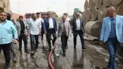 محافظ بني سويف يوجه بحصر خسائر حريق مصنع الورق بعد السيطرة عليه