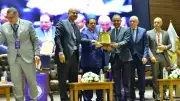 تكريم النائب محمد أبو العينين في جامعة عين شمس بمؤتمر القانون والطاقة
