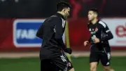 قلق داخل الأهلي بشأن جاهزية زيزو لمباراة إنبي بعد تجدد الإصابة