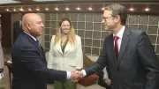 وزير النقل يبحث مع السفير الإسباني تعزيز التعاون في قطاعات النقل