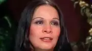 وصول جثمان الفنانة سهير زكي إلى مسجد الشرطة بالشيخ زايد لتشييعها