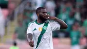 الأهلي يحقق رقماً تاريخياً وكيسي يتألق بثنائية في شباك الأخدود