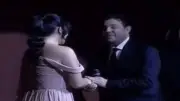 سلاف فواخرجي تستعيد ذكرياتها مع هاني شاكر بأغنية لو بتحب