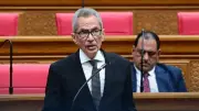 وزير المجالس النيابية: الحكومة لا تتستر على فساد بالتأمينات