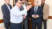 محافظ الغربية يتفقد التأمين الصحي لمتابعة إنجاز معاملات المرضى