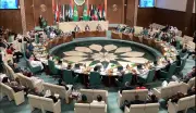 الجامعة العربية تدين الهجمات الإيرانية على الإمارات وتعتبرها انتهاكاً صارخاً للقانون الدولي