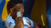 والد بيزيرا: الأسد الجريح يبقى أسدا بعد إصابة ابنه مع الزمالك