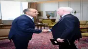 وزير الخارجية يستعرض جهود مصر لاحتواء التوتر أمام مستشار رئيس وزراء كندا