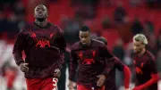 إبراهيما كوناتي يغيب عن تدريبات ليفربول قبل مواجهة تشيلسي