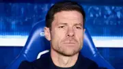 تسريبات ريال مدريد.. والد بيلينجهام يثور غضبًا ضد تشابي ألونسو