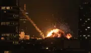 إيران تعلن تفعيل الدفاعات الجوية غربي طهران بعد رصد جسم مشبوه