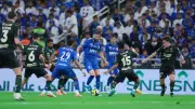 الهلال يهزم الخلود ويتوج بكأس الملك للمرة العاشرة