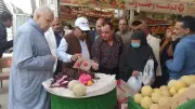 محافظ الدقهلية يتفقد المعرض الدائم للسلع الغذائية بحي شرق المنصورة