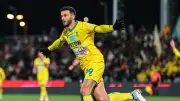 عمر السومة يواصل التألق ويوسع الفارق التاريخي عن حمد الله