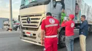 الهلال الأحمر المصري يرسل قافلة مساعدات جديدة إلى غزة محملة بالغذاء والدواء والوقود