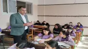 وكيل تعليم دمياط يتابع سير امتحانات المستوى الرفيع في مدارس اللغات