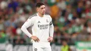 فالفيردي يهدد بعدم اللعب لريال مدريد بعد اشتباك مع تشواميني