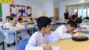 الإمارات تعيد الدراسة الحضورية في المدارس والجامعات الاثنين المقبل