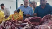 ضبط طن لحوم مذبوحة خارج المجازر داخل مزرعة بالعبور