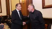 الخطيب ونجوم الرياضة في عزاء شقيقة محمد عبده صالح