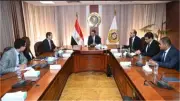 وزير الصناعة يبحث مع سيمكس العالمية خطط التوسع وزيادة إنتاج الأسمنت