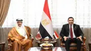 وزير الشباب والرياضة يبحث مع سفير قطر تعزيز الشراكة بين البلدين
