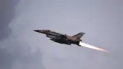 حزب الله يحاول إسقاط مقاتلة إسرائيلية جنوب لبنان وصفارات الإنذار تدوي قرب عتليت