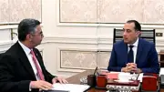 رئيس الوزراء يتابع استعدادات عيد الأضحى مع وزير التموين