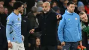 مانشستر سيتي يحدد موقفه من بيع عمر مرموش في الصيف