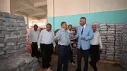 محافظ جنوب سيناء يتفقد مجمع السلع والمخبز الآلي ويشارك في ورشة عمل زراعية