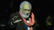 تشييع جثمان الفنان عبد الرحمن أبو زهرة بحضور نجوم الفن في مسجد الشرطة