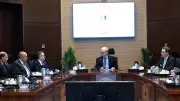 الحكومة تبدأ إعادة هيكلة الجهاز الإداري بدراسة دمج أو إلغاء جهات