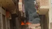 السيطرة على حريق هائل في مصنعين للبويات والورق بالقناطر الخيرية