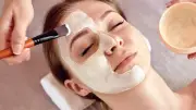 ماسكات طبيعية سريعة لإنقاذ البشرة المجهدة في الحر
