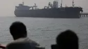 ناقلة نفط عراقية تغير مسارها عائدة إلى الخليج بعد عبور مضيق هرمز