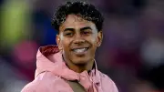 الاتحاد الفلسطيني يشكر يامال على رفع العلم في احتفالات برشلونة