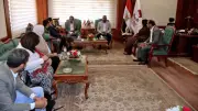 محافظ سوهاج يستقبل وفد حياة كريمة ويناقش ورش العمل التنموية