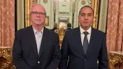 رئيس الرقابة المالية يناقش تطوير أطر أسواق رأس المال مع نظيره الكندي
