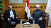 الشيخ أيمن عبد الغني يبحث تعزيز التعاون مع الجامعة العالمية بلبنان