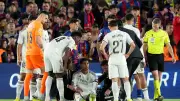 جماهير ريال مدريد تعاقب اللاعبين بصافرات الاستهجان بعد الكلاسيكو