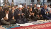 وزير الأوقاف ومحافظ الشرقية ومفتي الجمهورية يؤدون صلاة الجمعة بمسجد عبد الحليم محمود
