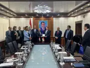 مصر وطاجيكستان توقعان أول اتفاقية ثنائية لخدمات النقل الجوي بين البلدين