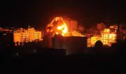 غزة: شهداء وجرحى في استهداف الاحتلال لحي الرمال
