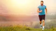 النشاط البدني يدعم القلب والعظام ويحسن الحالة النفسية