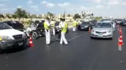 إعادة الحركة المرورية لطبيعتها على الطريق الزراعي بعد انقلاب سيارة محملة بالزلط