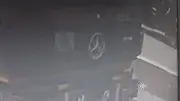 مصرع طالب دهسته تريلا في المنوفية أثناء سيره على الطريق
