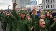 كوبا تصدر دليلاً عائلياً للحماية من هجوم أمريكي محتمل