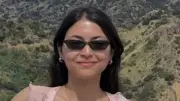 مي الغيطي تثير الجدل بفستان جريء من هوليوود