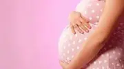 قرار وزاري بحظر العمل الإضافي وخفض ساعات عمل الحوامل
